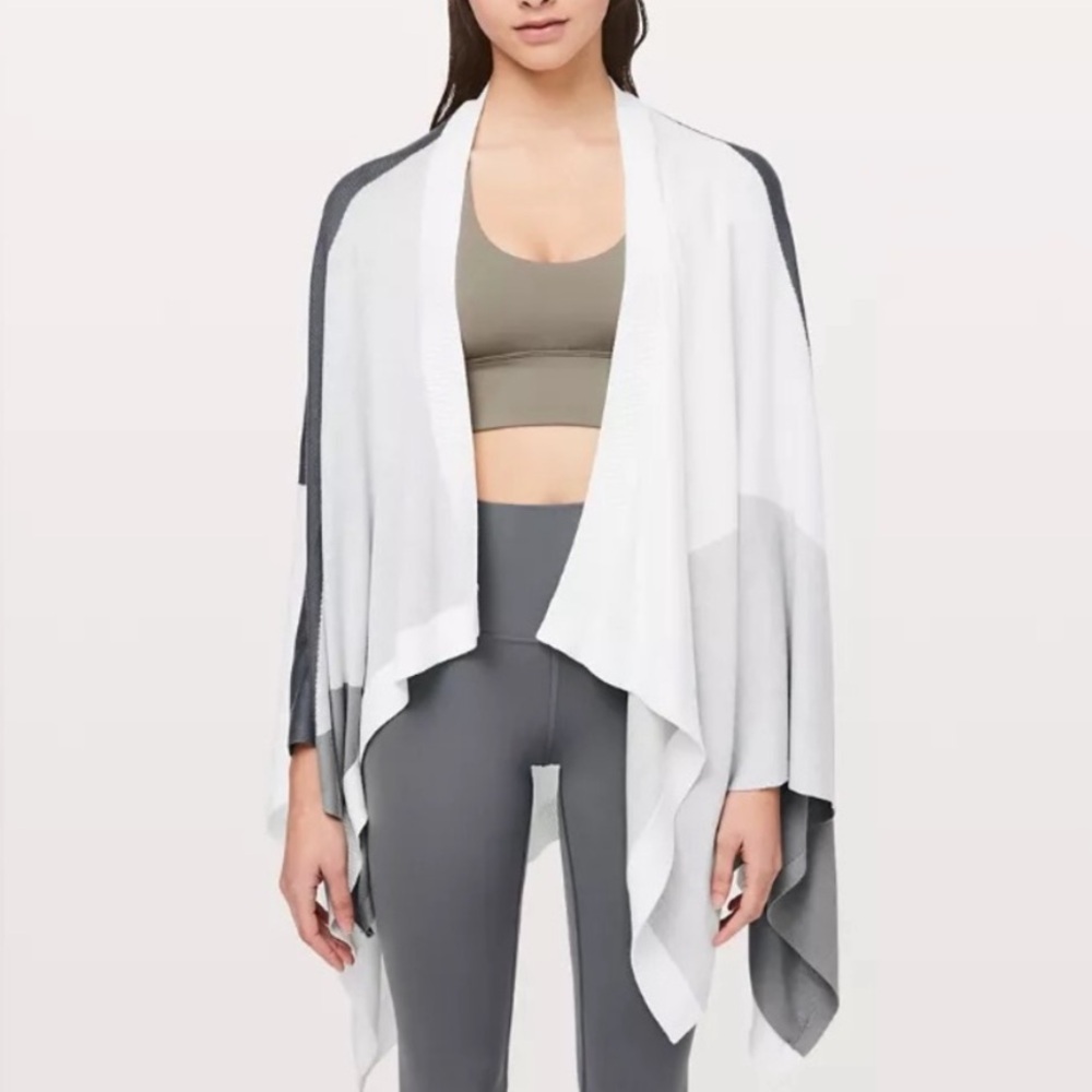 Lululemon Athletica White and Gray Hatha Wrap/Shawl